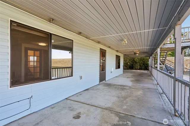 $750,000 | 3409 Mission Beach Road, Marysville, WA 98271