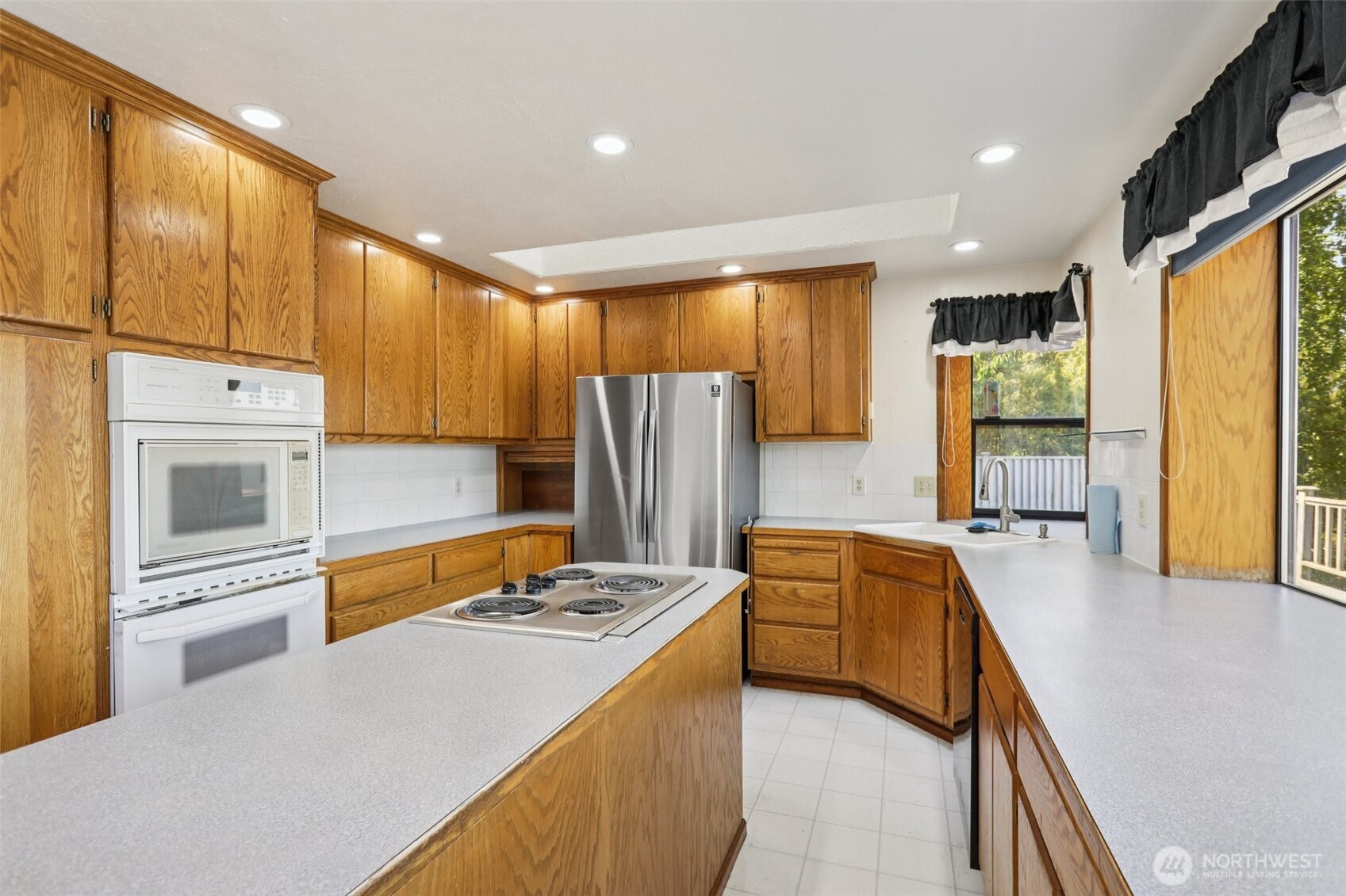 3409 Mission Beach Road Marysville, WA 98271 - Photo 10 of 40