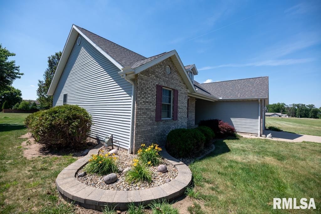 2425 Delaware Street Pekin, IL 61554 - Photo 5 of 13