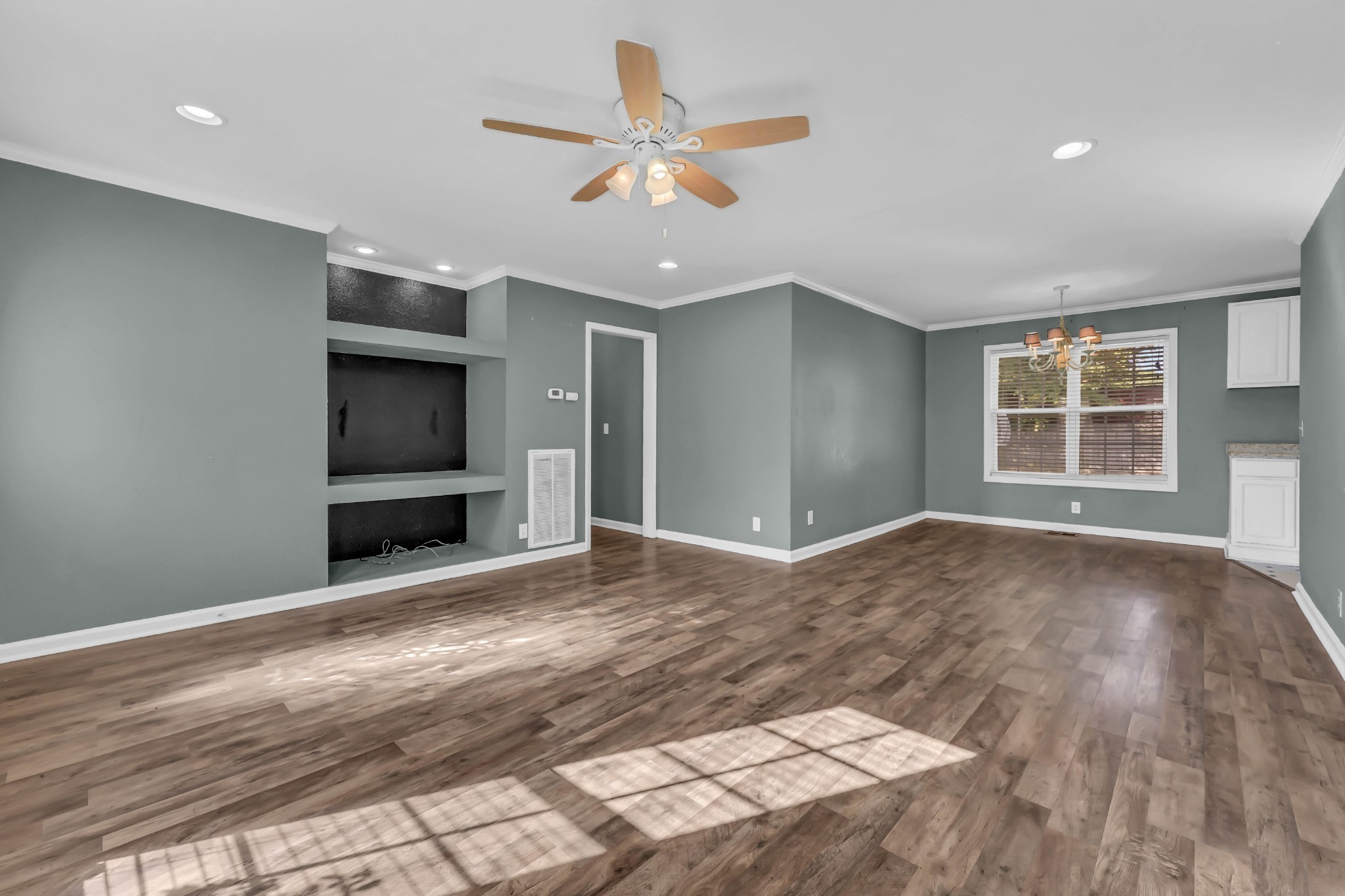 1584 Boxcroft Road Clarksville, TN 37042 - Photo 5 of 25 Gallery Image 5