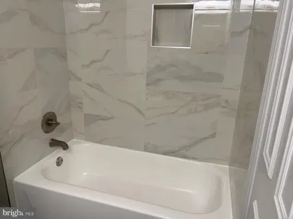 $2,500 | 1916 17th Street Northwest, Unit 414, Washington, DC 20009