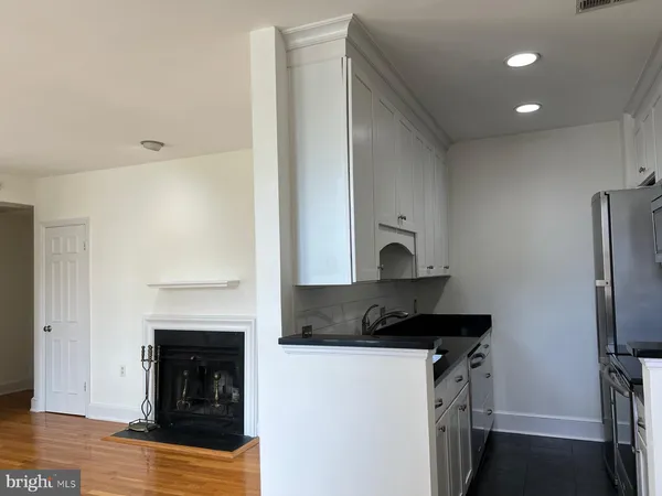$2,500 | 1916 17th Street Northwest, Unit 414, Washington, DC 20009