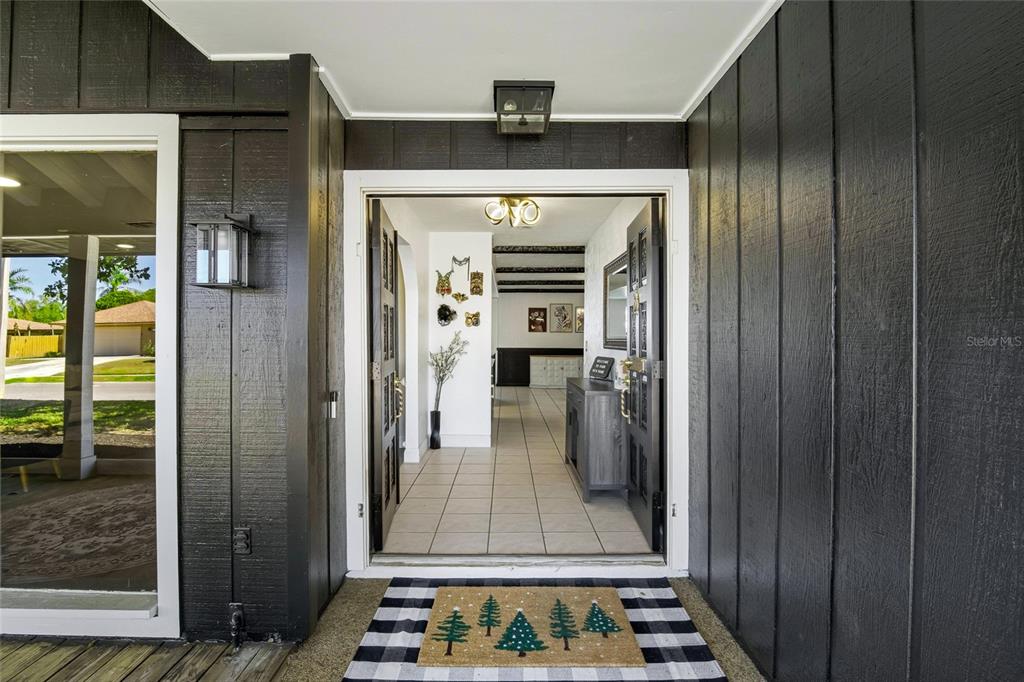 213 Doverwood Road Fern Park, FL 32730 - Photo 3 of 49