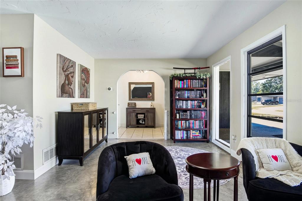 213 Doverwood Road Fern Park, FL 32730 - Photo 7 of 49