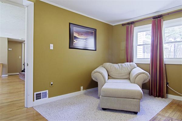 253 Liberty Square Road Boxborough, MA 01719 - Photo 13 of 21 a living room with furniture and a window