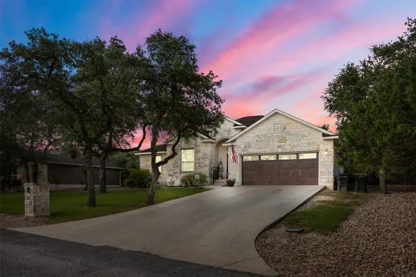 $450,000 | 4 Maplewood Circle, Wimberley, TX 78676
