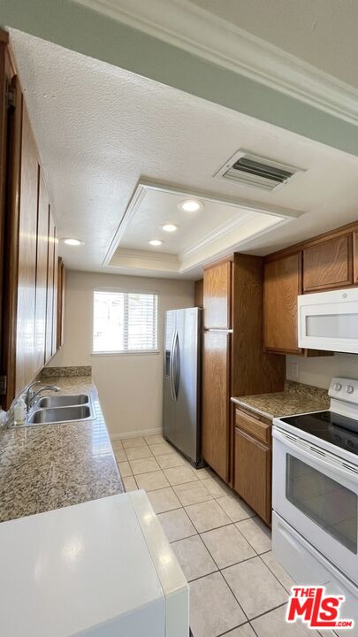 23410 Sunset Crossing Road, Unit D Diamond Bar, CA 91765 - Photo 8 of 22