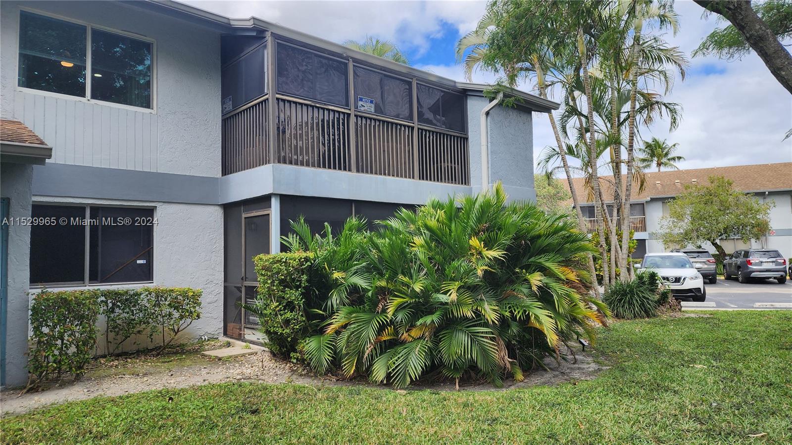 2753 South Oakland Forest Dr Unit 203  