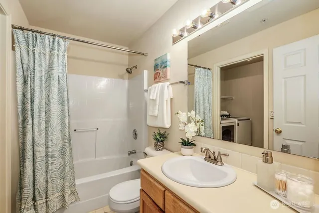 $2,200 | 2001 120th Place Southeast, Unit 7304, Everett, WA 98208