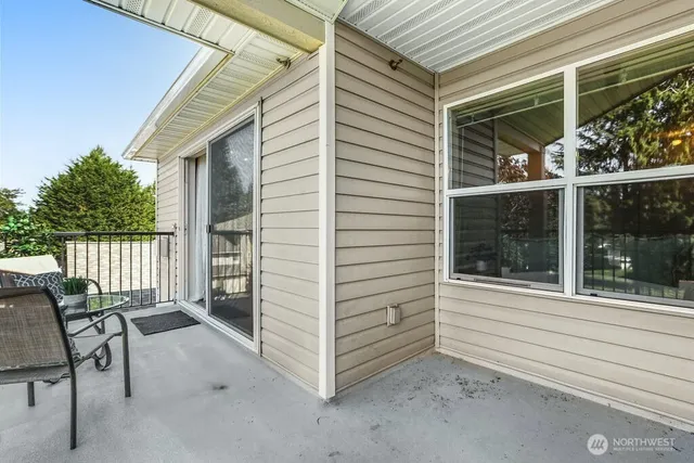 $2,200 | 2001 120th Place Southeast, Unit 7304, Everett, WA 98208