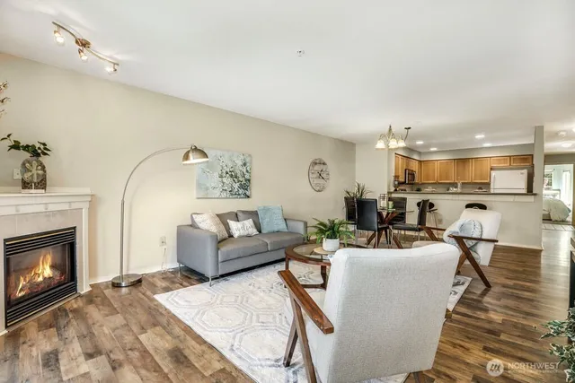 $2,200 | 2001 120th Place Southeast, Unit 7304, Everett, WA 98208