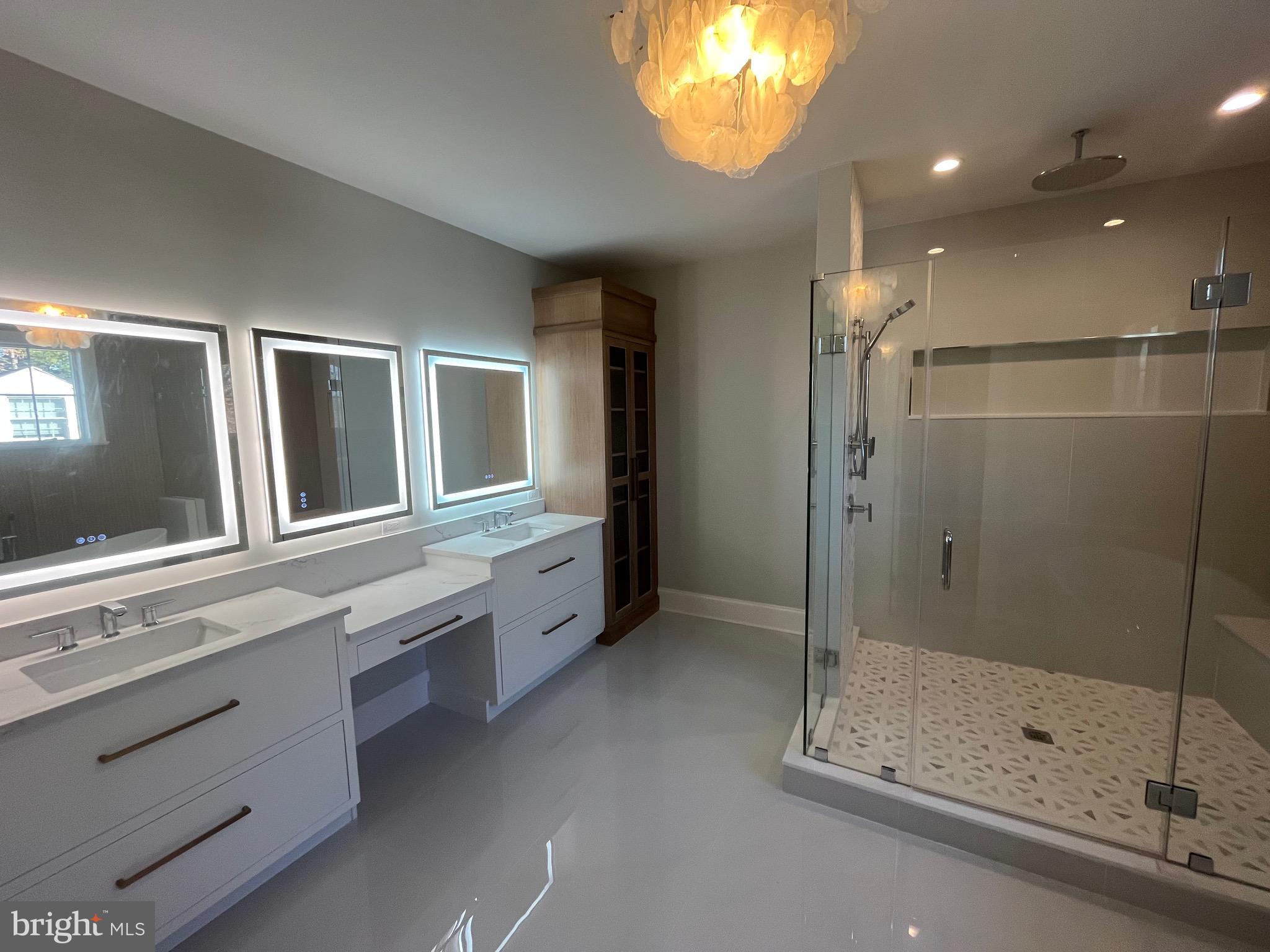 125 Cornwall Lane Wayne, PA 19087 - Photo 32 of 36 master bathroom