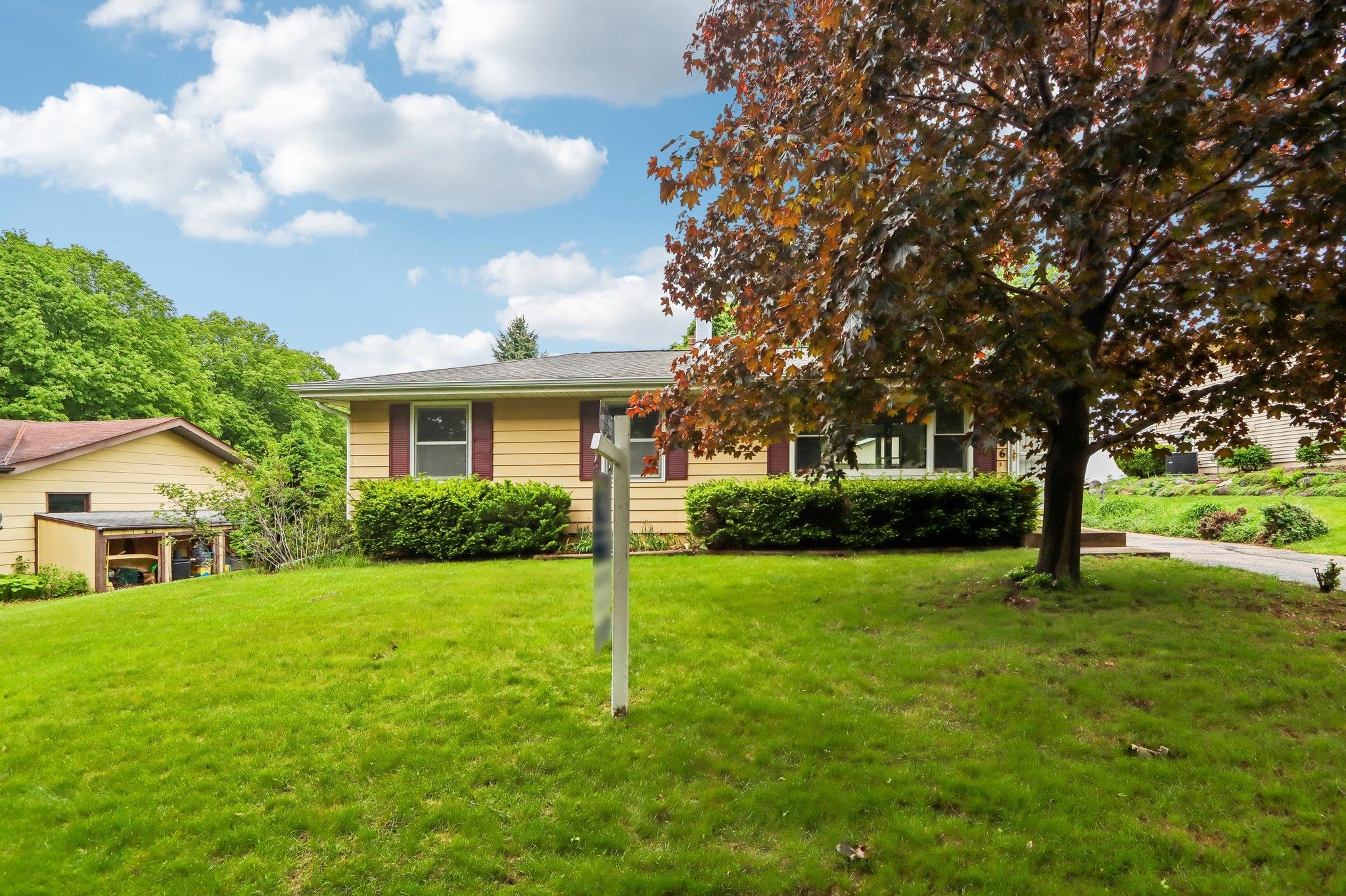 5006 Violet Lane Madison, WI 53714 - Photo 2 of 34