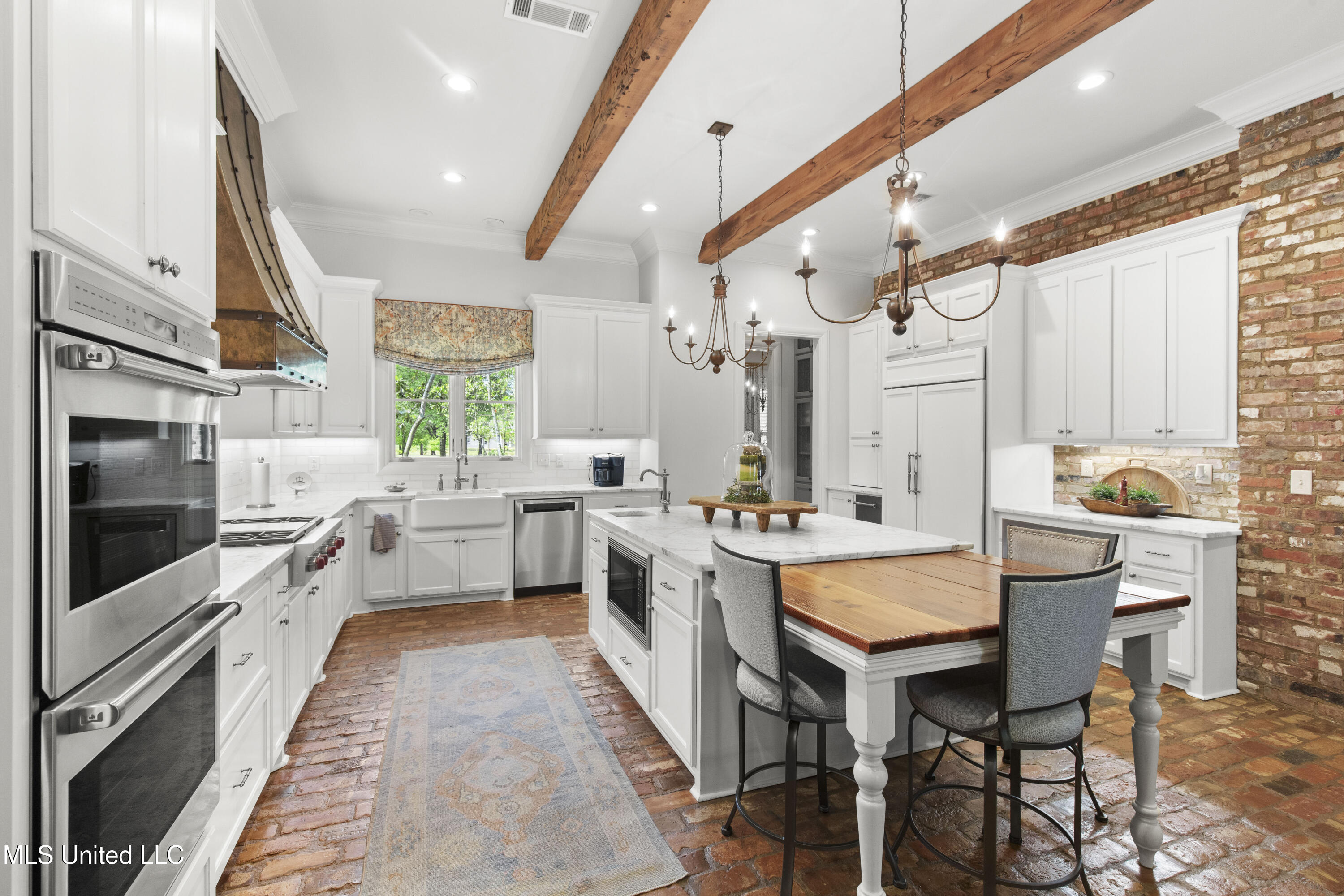 100 Stonebridge Drive Madison, MS 39110 - Photo 11 of 45 100 Stonebridge-23