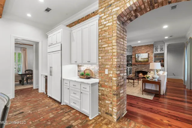 $1,695,000 | 100 Stonebridge Drive, Madison, MS 39110