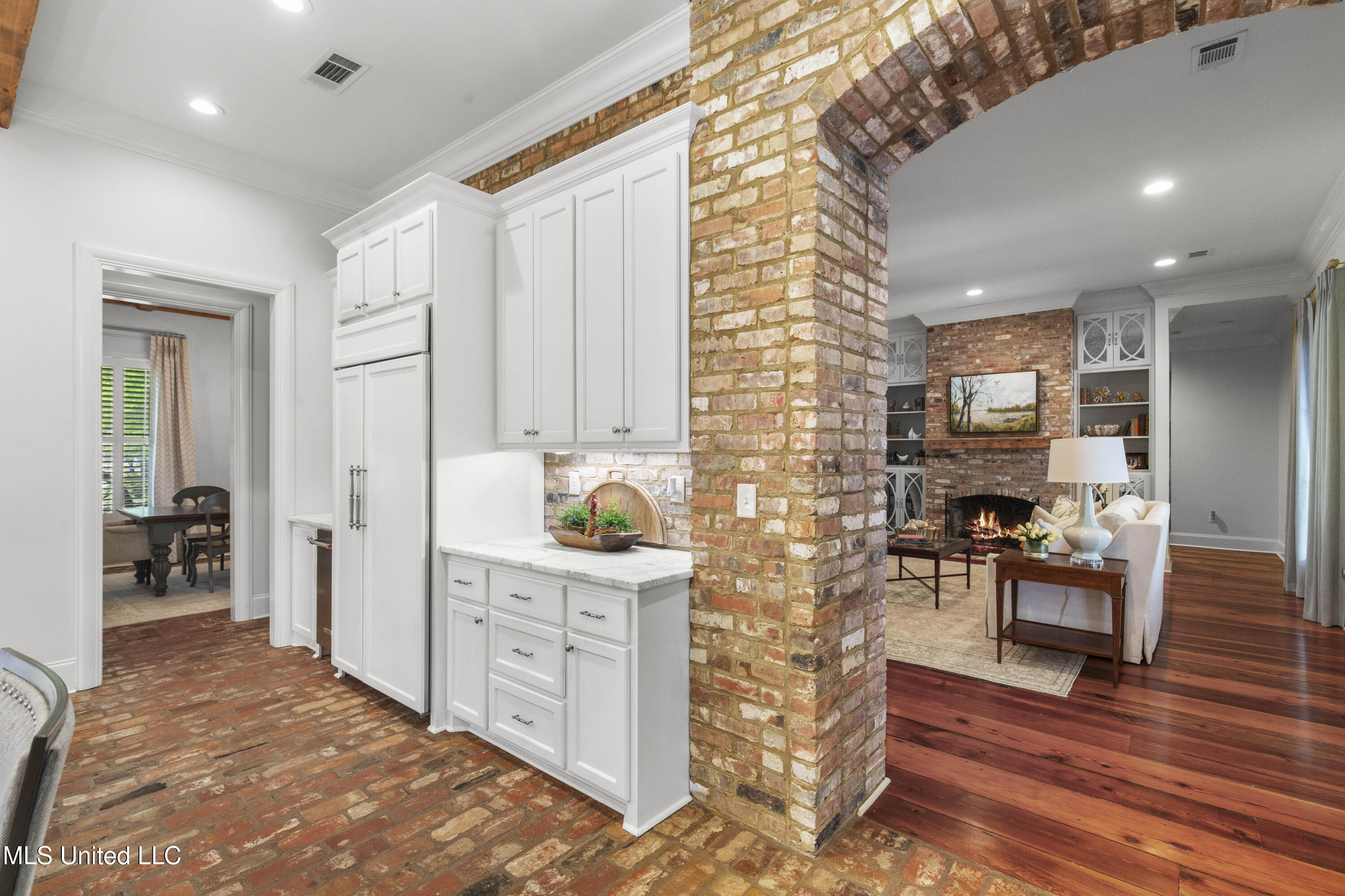 100 Stonebridge Drive Madison, MS 39110 - Photo 12 of 45 100 Stonebridge-24