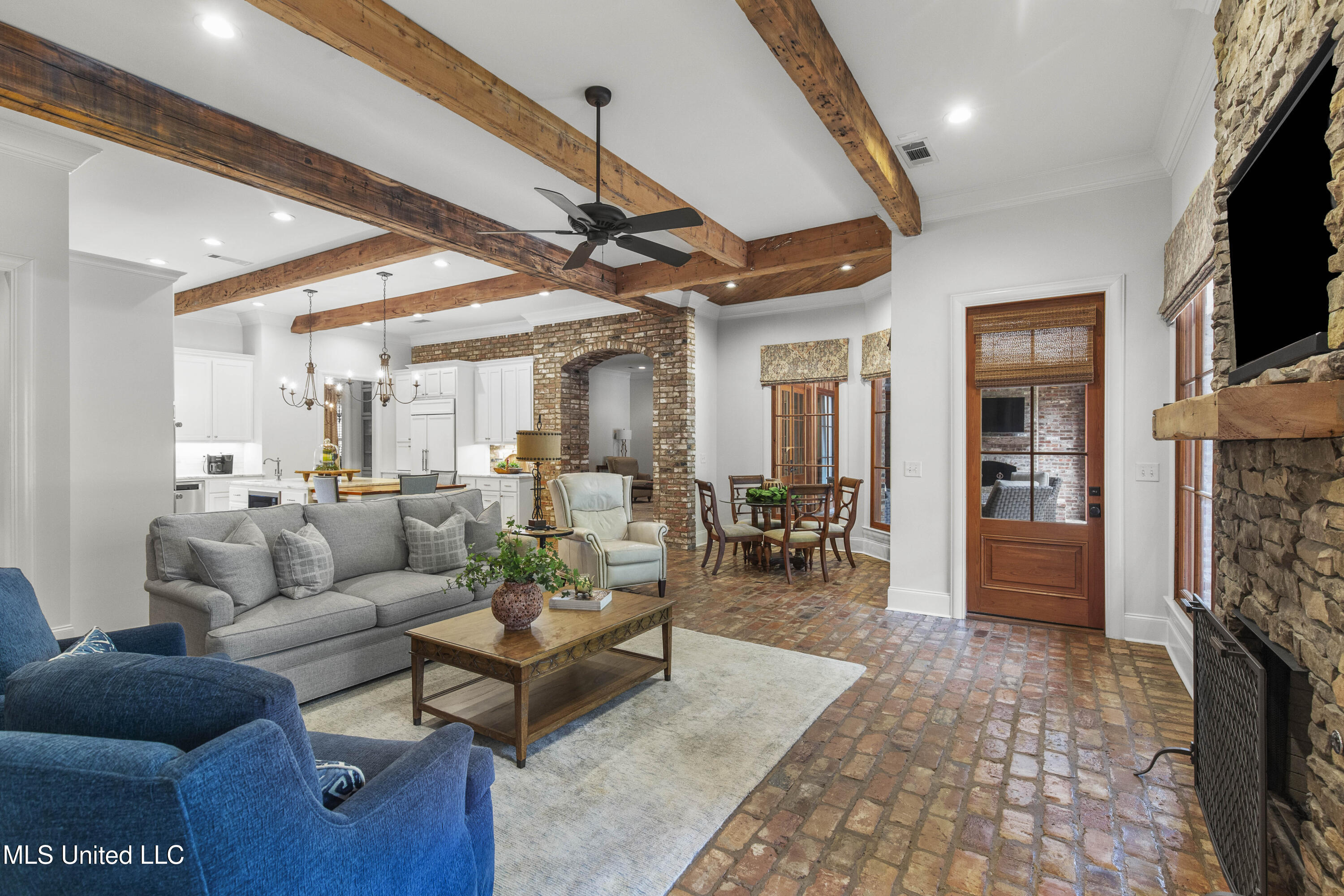 100 Stonebridge Drive Madison, MS 39110 - Photo 18 of 45 100 Stonebridge-32