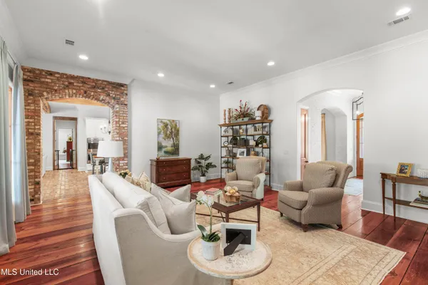 $1,695,000 | 100 Stonebridge Drive, Madison, MS 39110