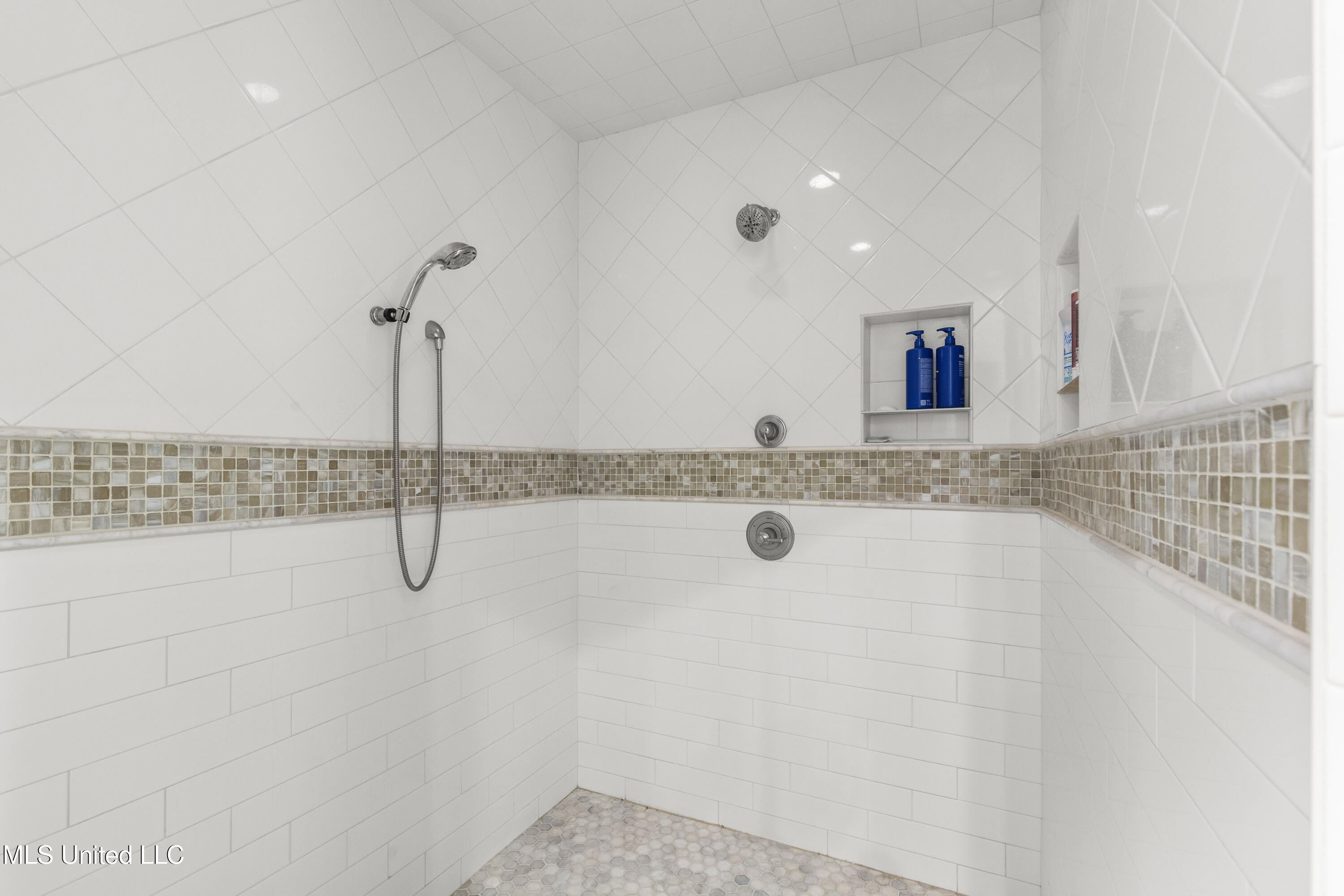 100 Stonebridge Drive Madison, MS 39110 - Photo 32 of 45 100 Stonebridge-54