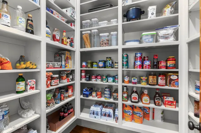 $1,695,000 | 100 Stonebridge Drive, Madison, MS 39110