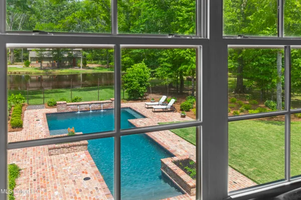 $1,695,000 | 100 Stonebridge Drive, Madison, MS 39110