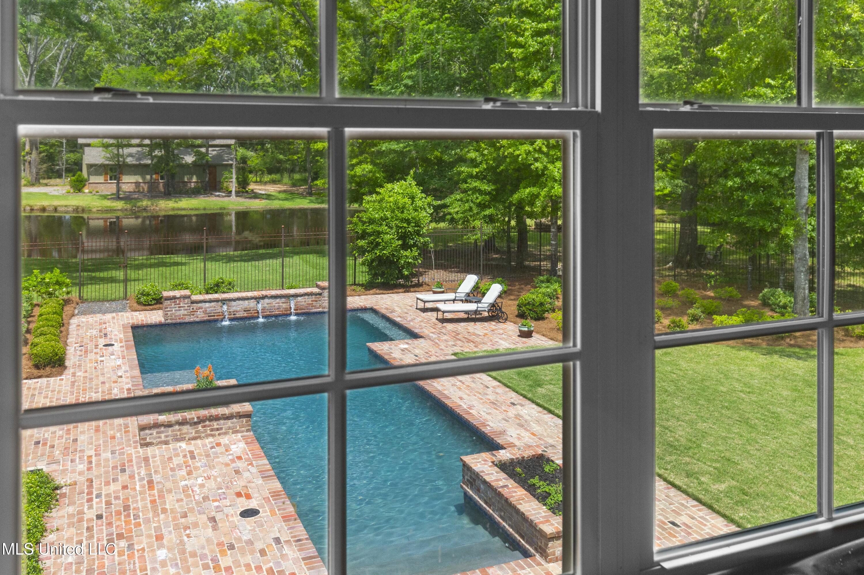 100 Stonebridge Drive Madison, MS 39110 - Photo 36 of 45 100 Stonebridge-74