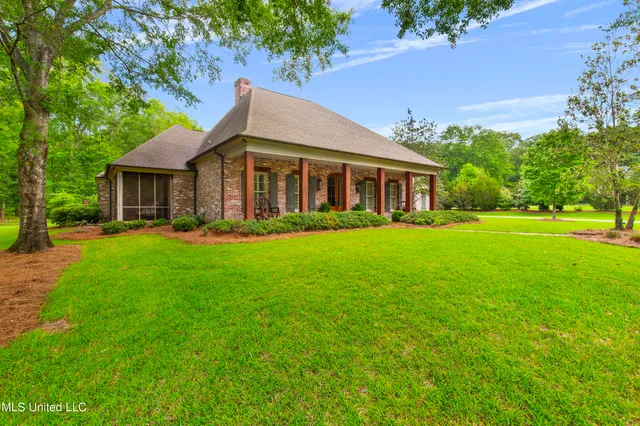 $1,695,000 | 100 Stonebridge Drive, Madison, MS 39110