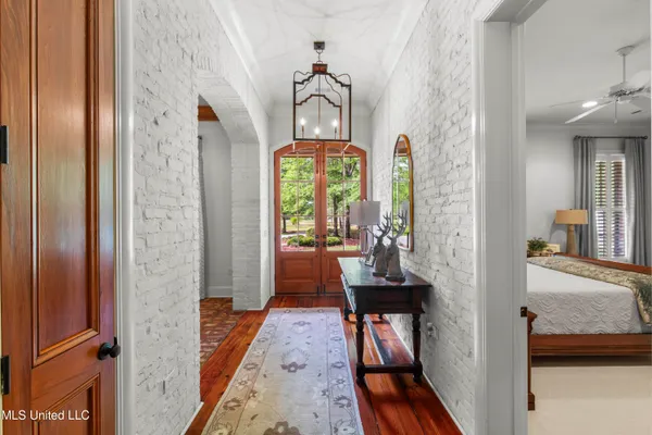 $1,695,000 | 100 Stonebridge Drive, Madison, MS 39110