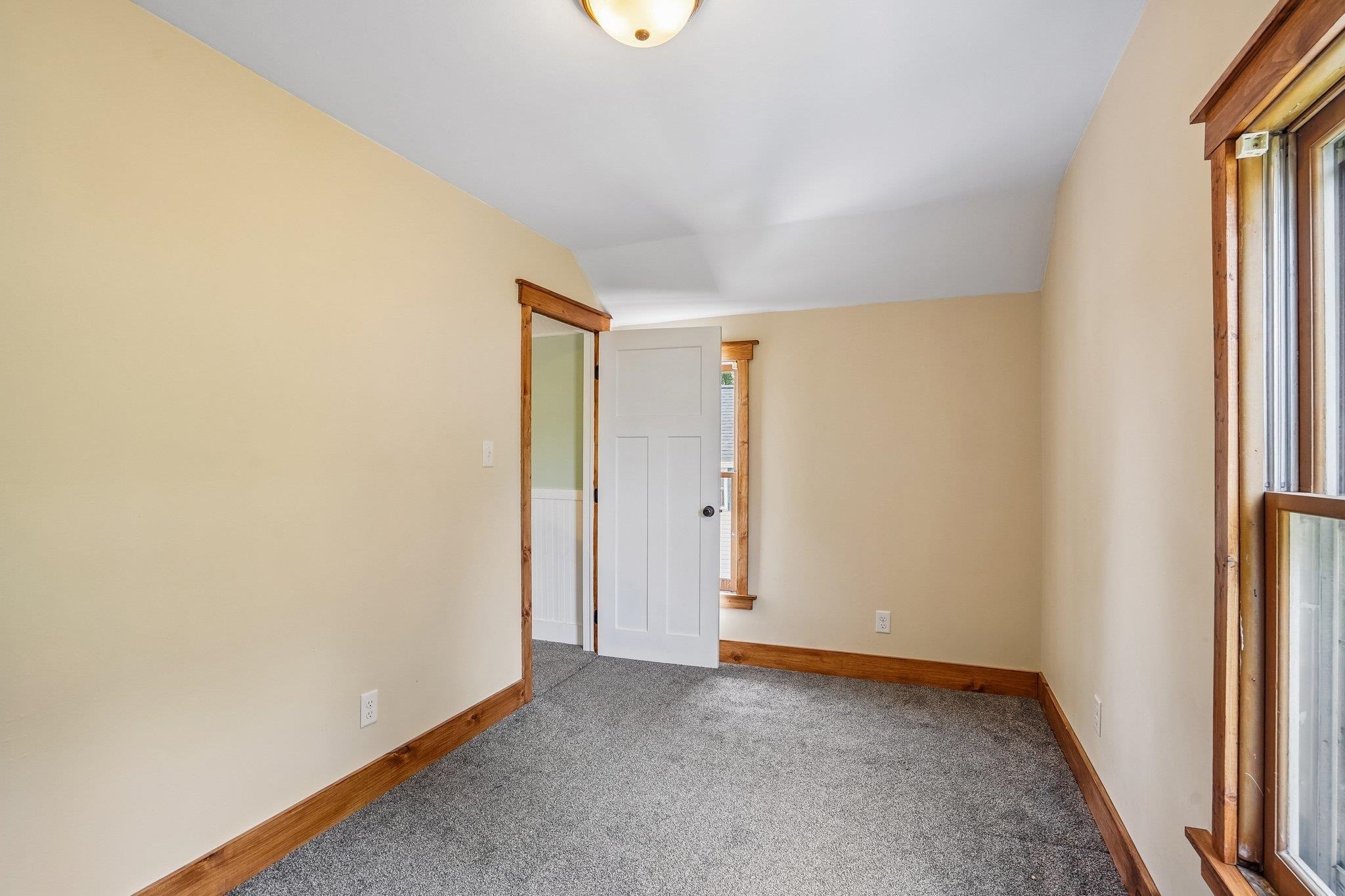 513 Waterloo Street Columbus, WI 53925 - Photo 23 of 28