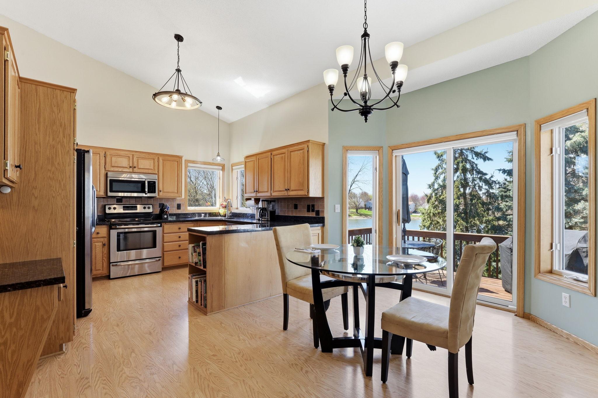 14331 Dawson Court Rosemount, MN 55068 - Photo 9 of 54