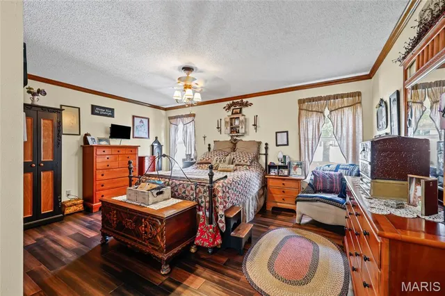 $259,900 | 1048 Patience Drive, Florissant, MO 63034