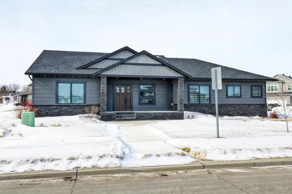 $759,900 | 3605 Houkom Drive East, West Fargo, ND 58078