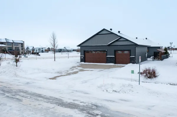 $759,900 | 3605 Houkom Drive East, West Fargo, ND 58078