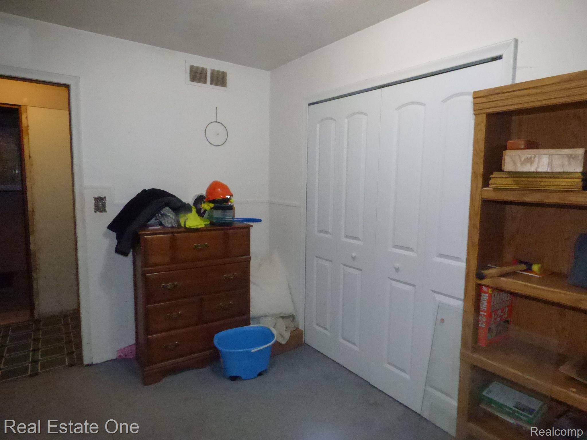 3509 Five Mile Road South Lyon, MI 48178 - Photo 23 of 45 Gallery Image 23
