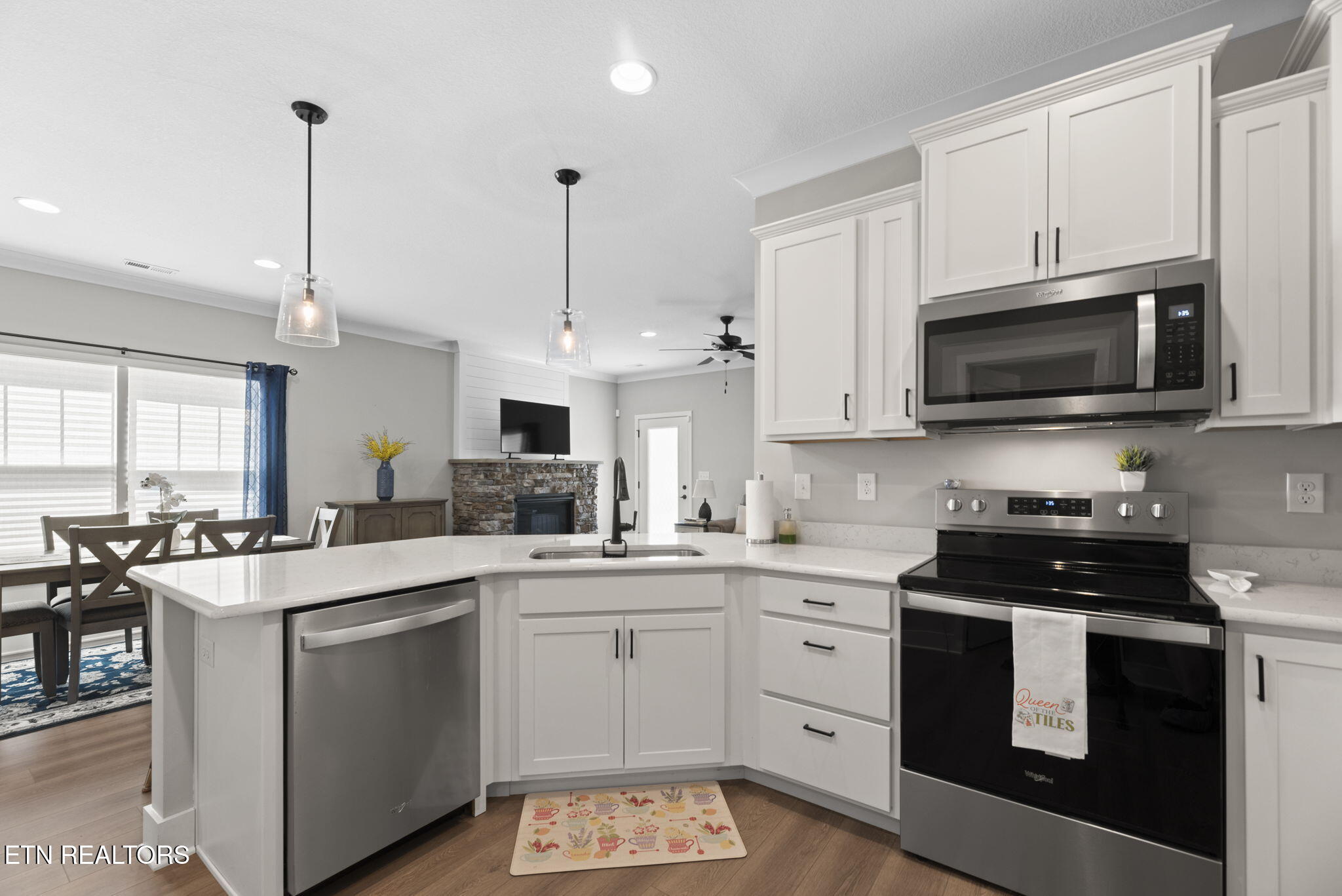 200 Queenberry Street Oak Ridge, TN 37830 - Photo 11 of 50 11-web-or-mls-Qnsbrry200 (30)