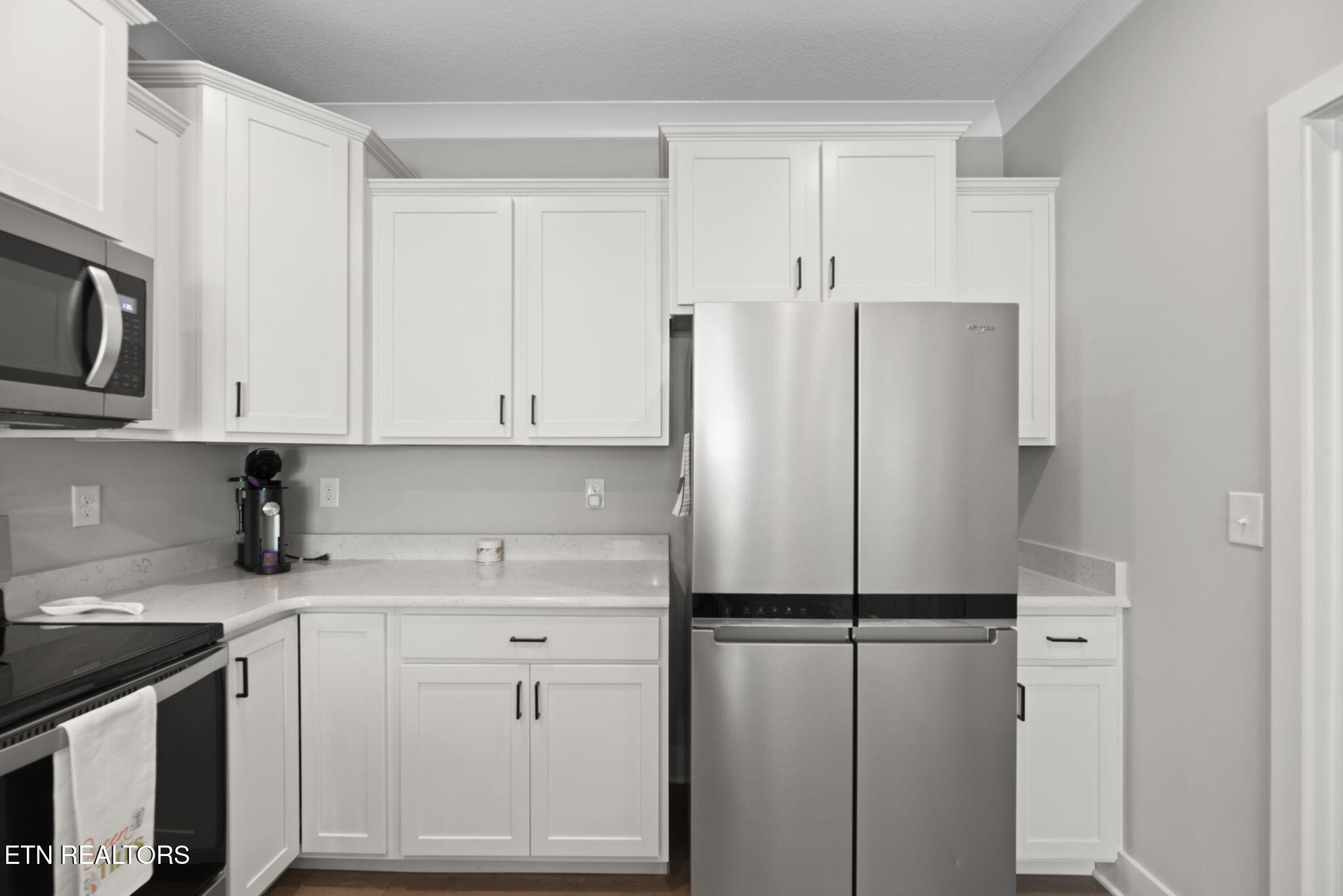 200 Queenberry Street Oak Ridge, TN 37830 - Photo 13 of 50 13-web-or-mls-Qnsbrry200 (36)