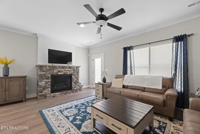 $524,900 | 200 Queenberry Street, Oak Ridge, TN 37830