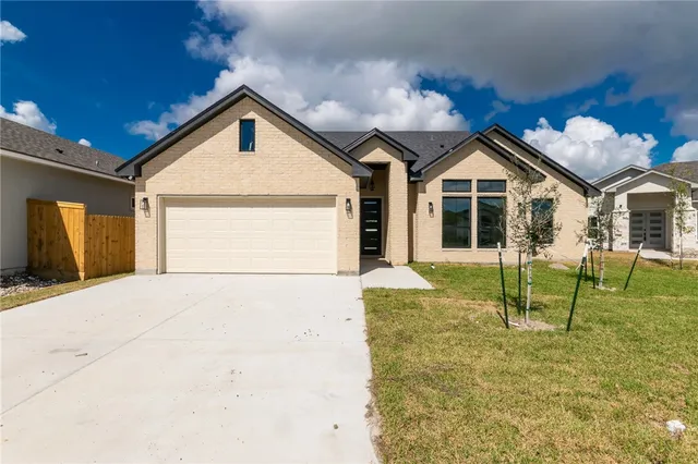 $449,900 | 3009 St Eustatius, Corpus Christi, TX 78418