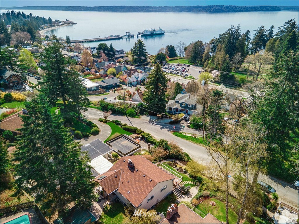 8440 46th Avenue Southwest Seattle, WA 98136 - Photo 2 of 30