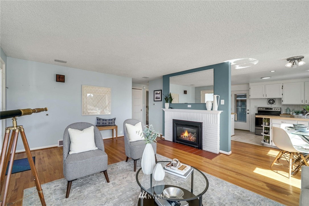 8440 46th Avenue Southwest Seattle, WA 98136 - Photo 6 of 30