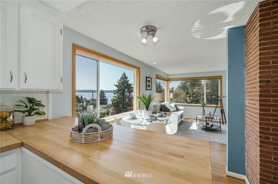 8440 46th Avenue Southwest Seattle, WA 98136 - Photo 9 of 30