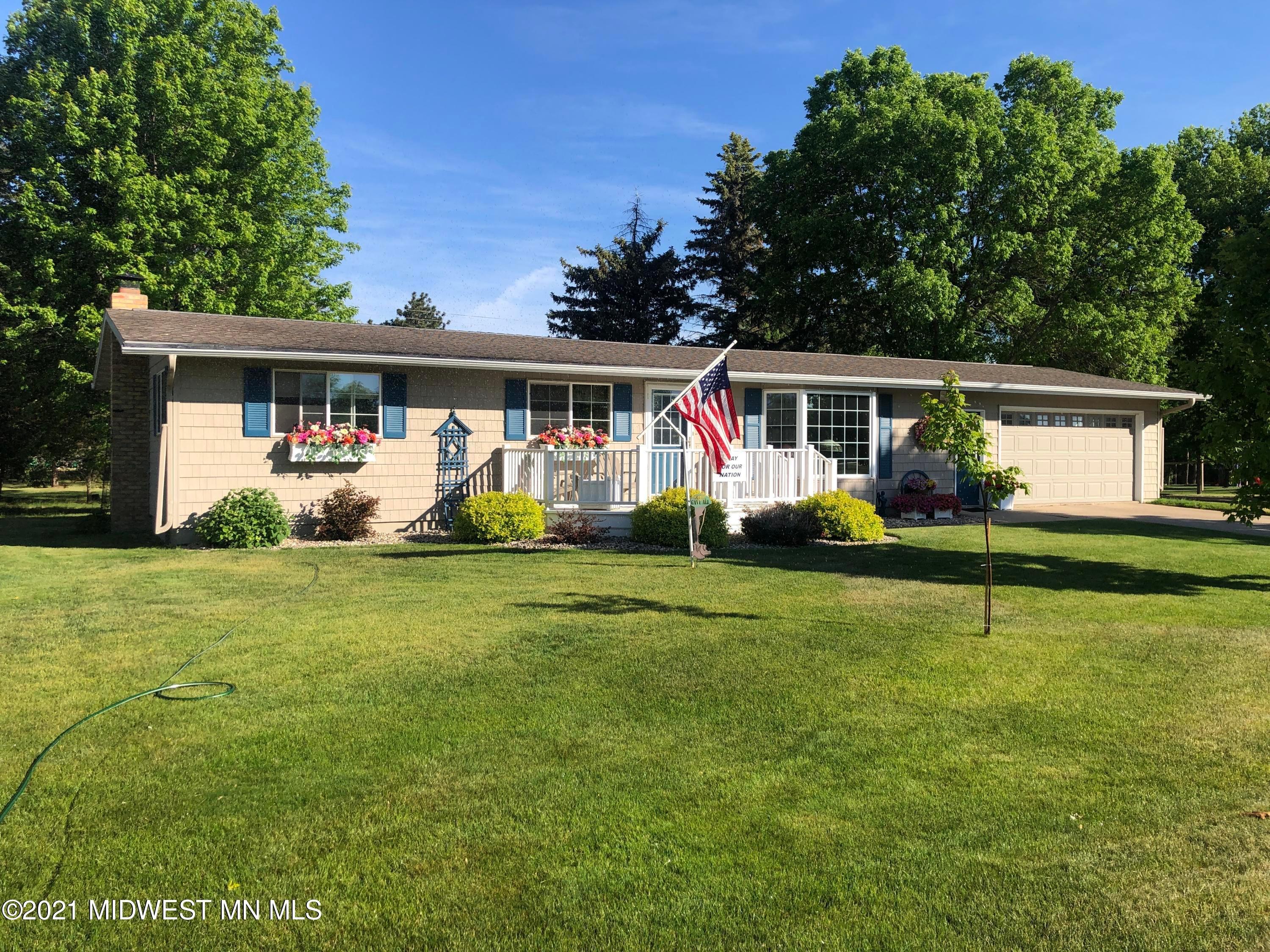 712 5th Avenue Southwest Perham, MN 56573 - Photo 1 of 1 Gallery Image 1