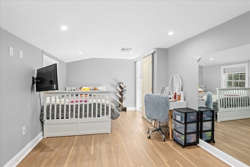 299 Spring Street Shrewsbury, MA 01545 - Photo 18 of 42 Gallery Image 18