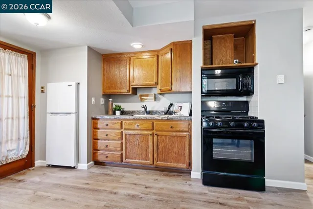 $949,000 | 207 Midway Drive, Martinez, CA 94553