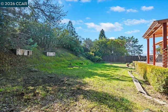 $949,000 | 207 Midway Drive, Martinez, CA 94553