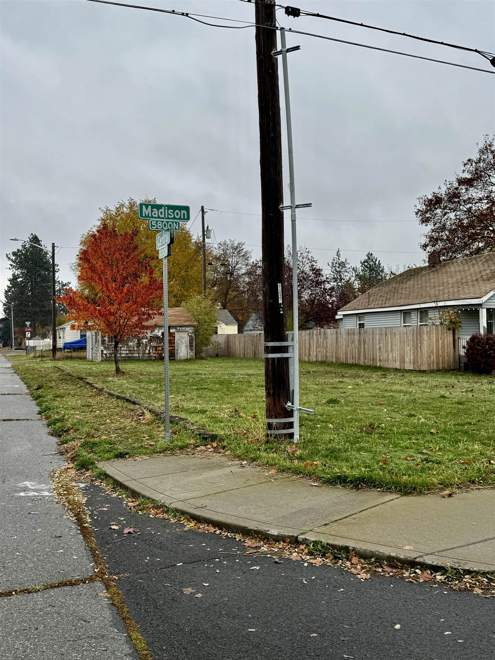 5826 North Madison Street Spokane, WA 99205 - Photo 7 of 9