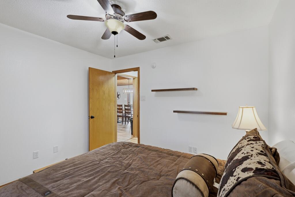 1012 Mingo Alpine, TX 79830 - Photo 21 of 53 Gallery Image 21
