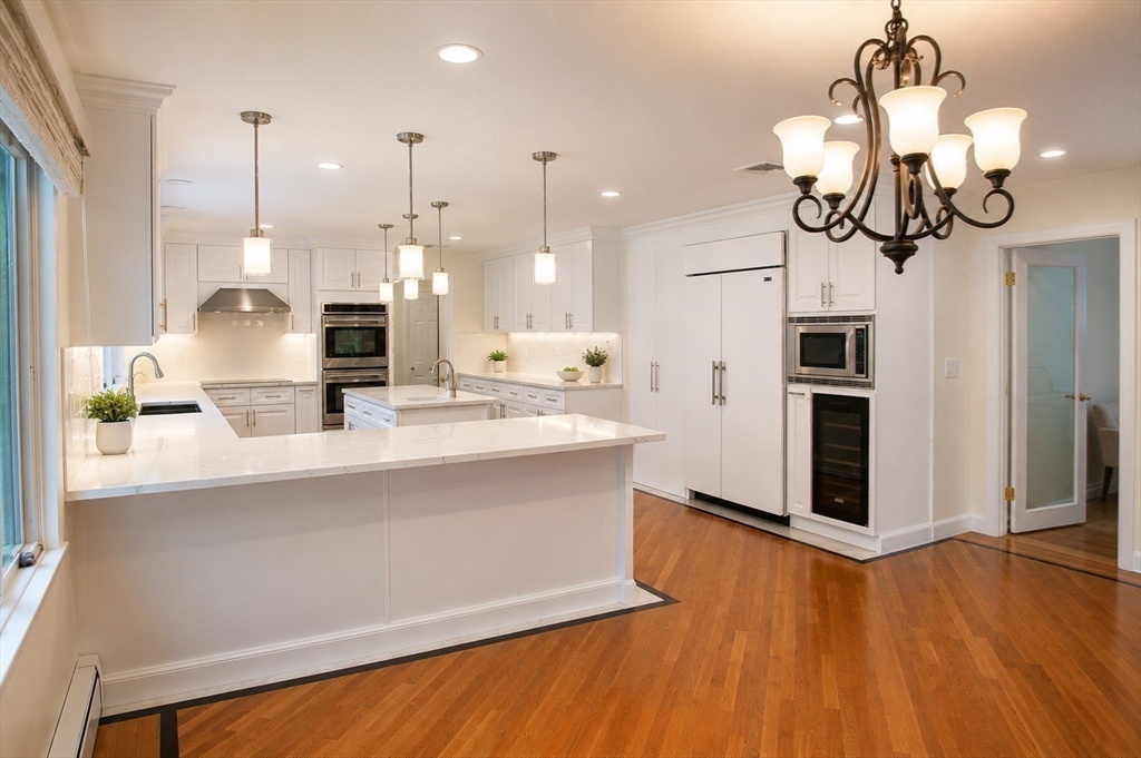 47 Bakers Hill Road Weston, MA 02493 - Photo 4 of 26 Gallery Image 4