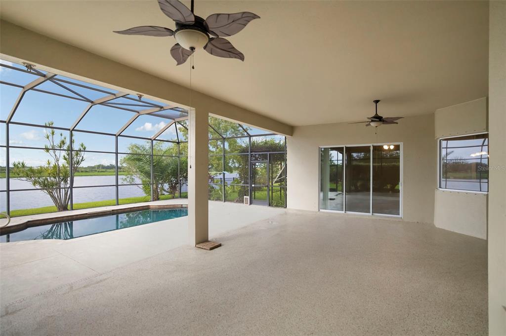 8420 Webber Road Sarasota, FL 34240 - Photo 15 of 100