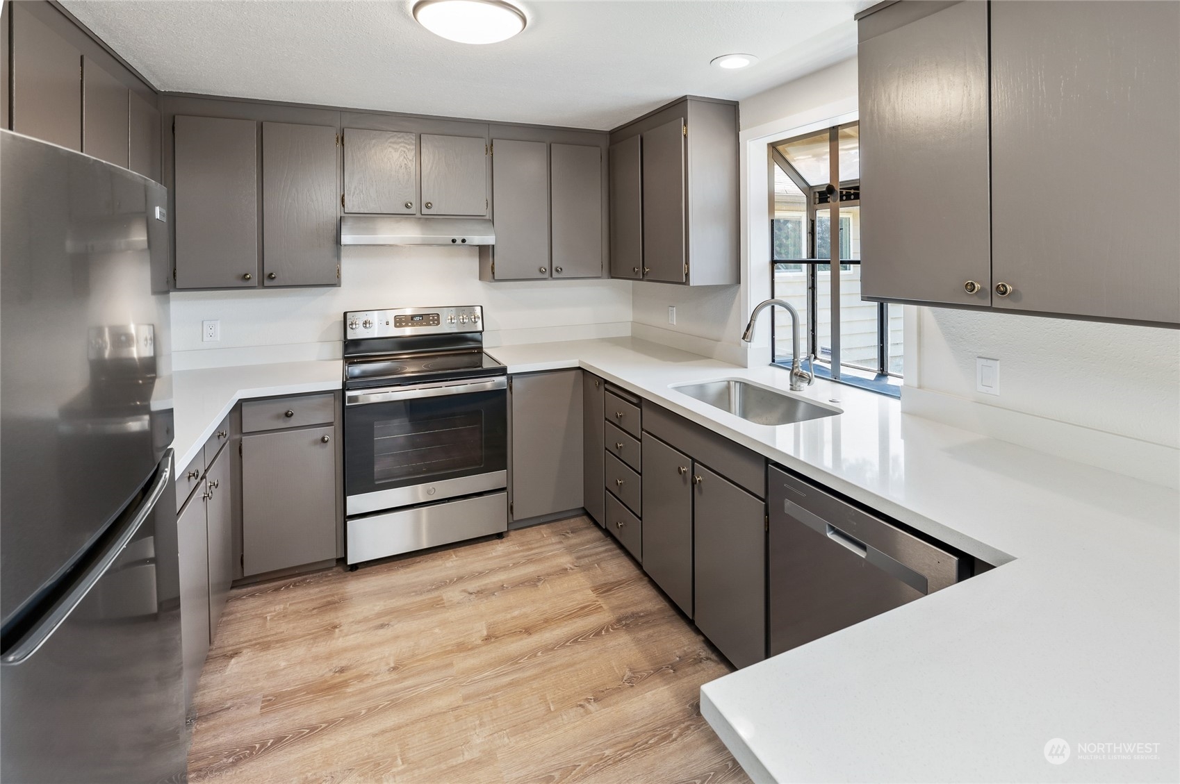 473 Hoquiam Avenue Northeast Renton, WA 98059 - Photo 20 of 36 Gallery Image 20